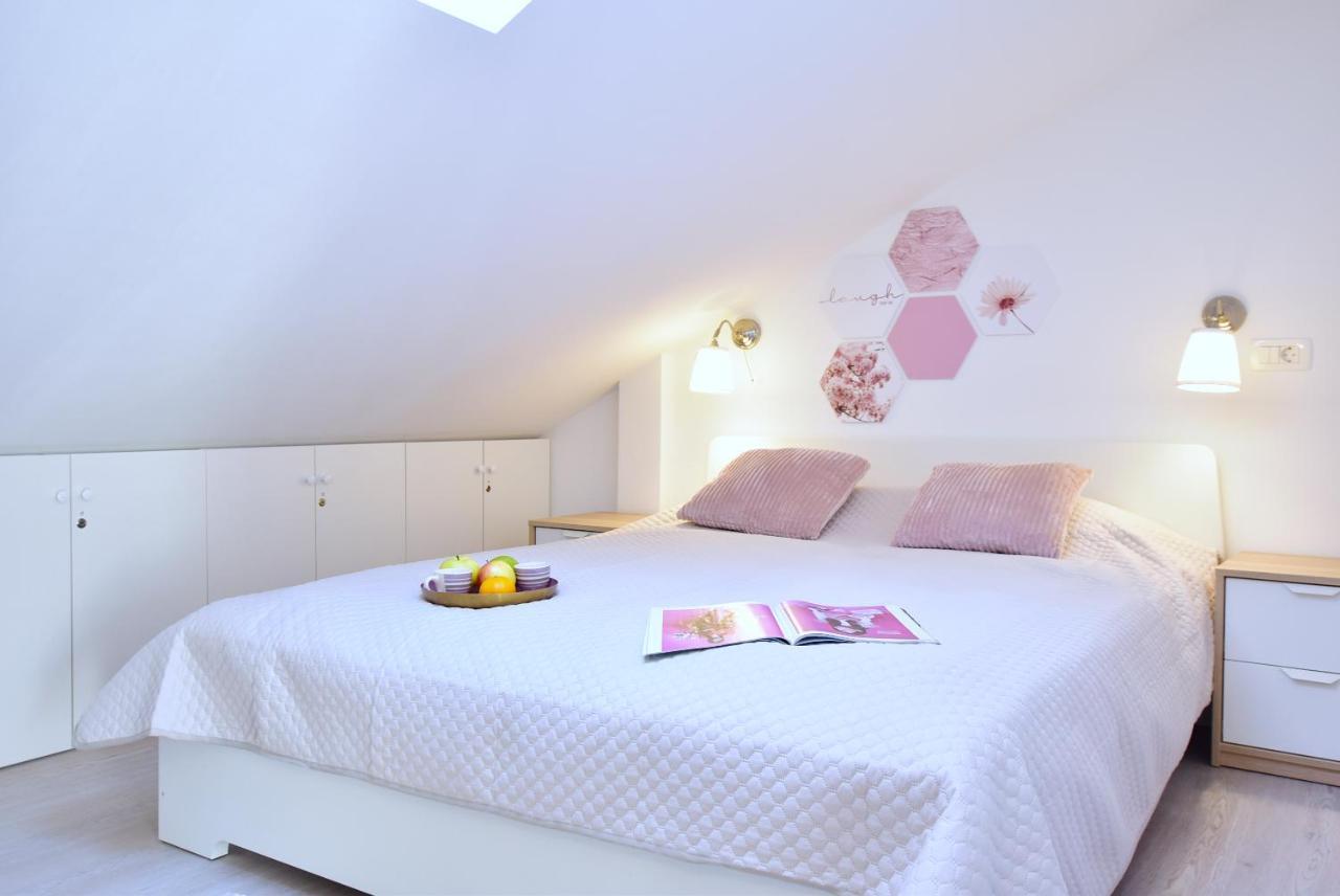 Apartments Sea & Sky Stari Grad  Luaran gambar