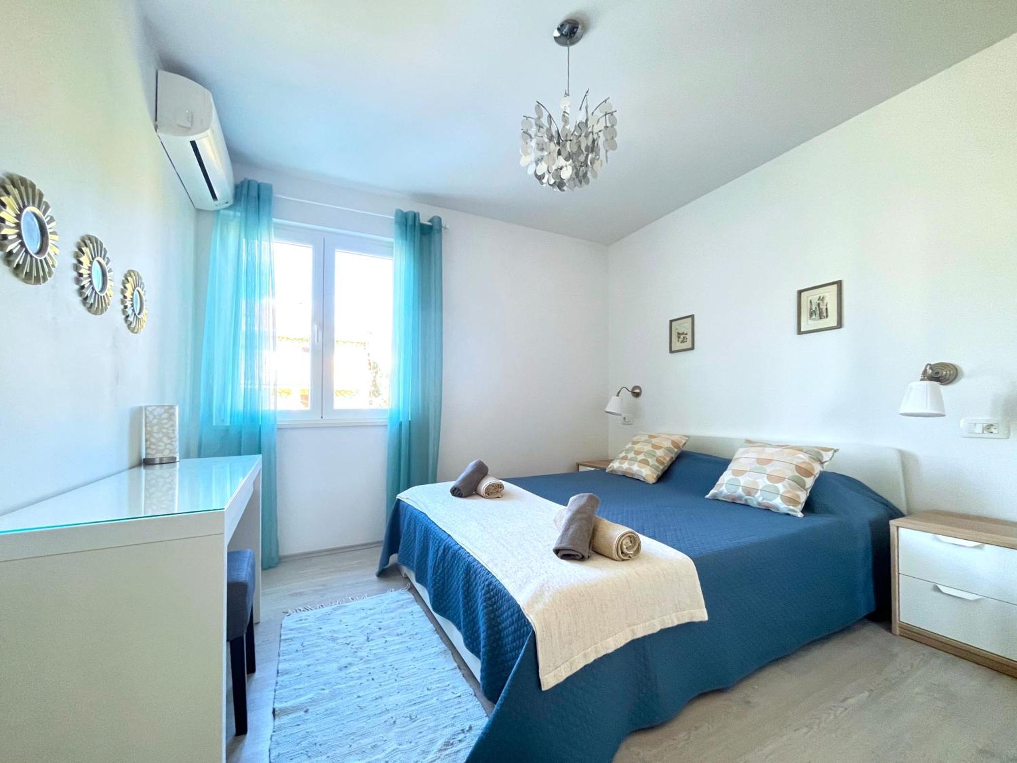 Apartments Sea & Sky Stari Grad  Bilik gambar