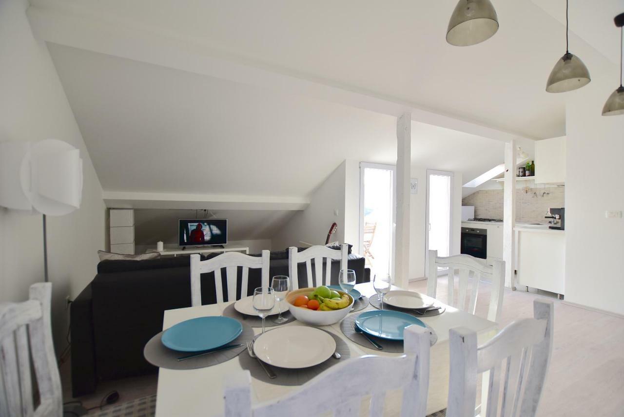Apartments Sea & Sky Stari Grad  Luaran gambar