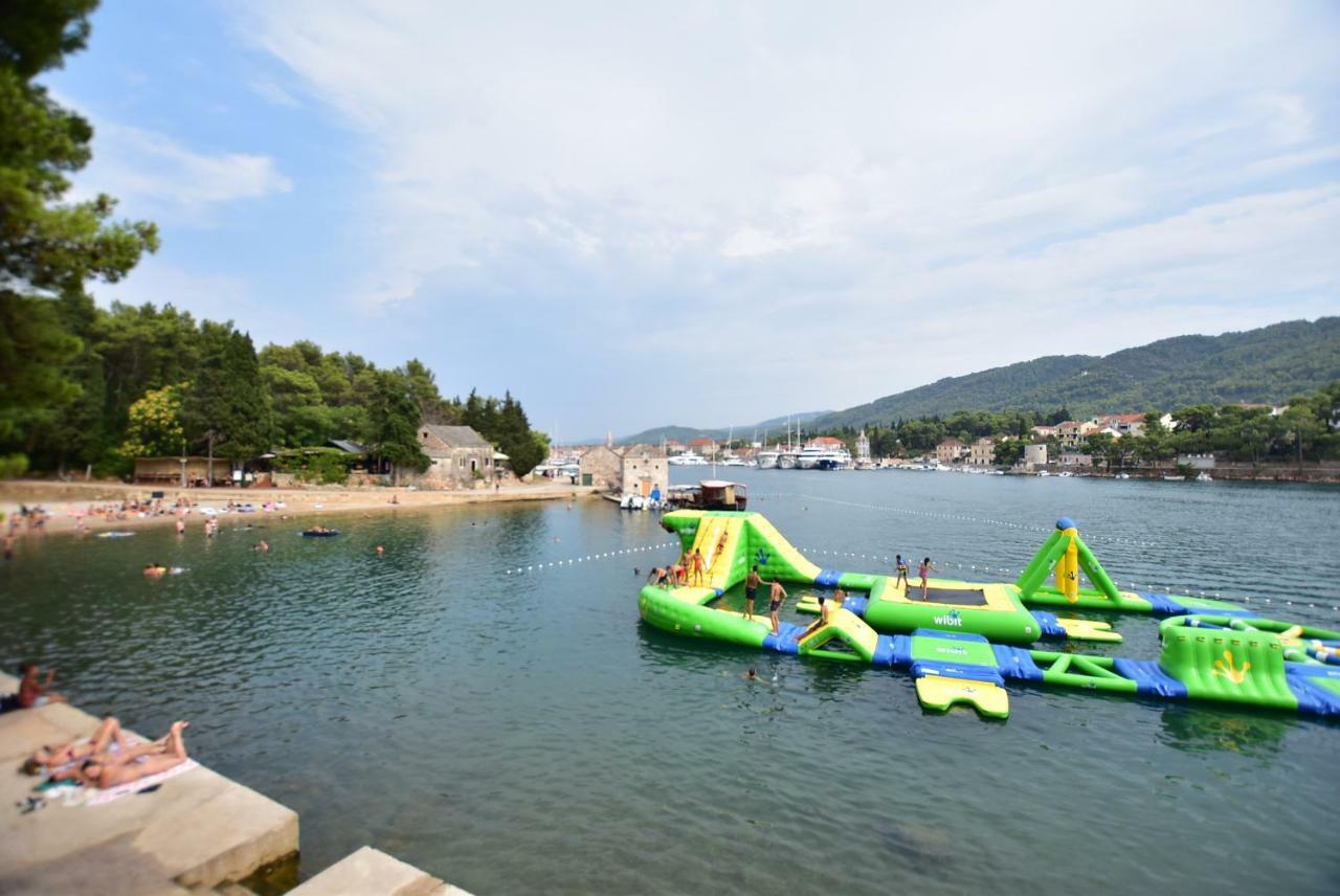 Apartments Sea & Sky Stari Grad  Luaran gambar